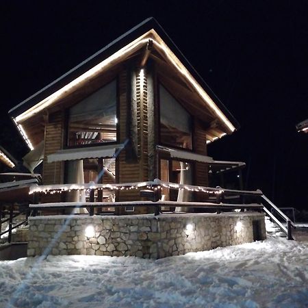 Natura Chalets Mega Chorio Exterior photo
